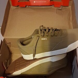PUMA Men's Tan Sneakers